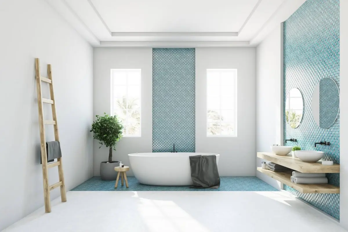 Fenêtres dans la salle de bains